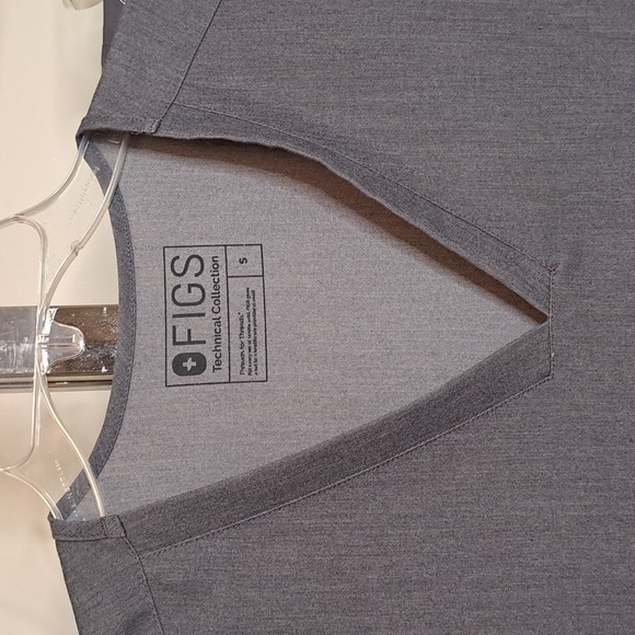 FIG Scrub Set - Picture 2 of 9